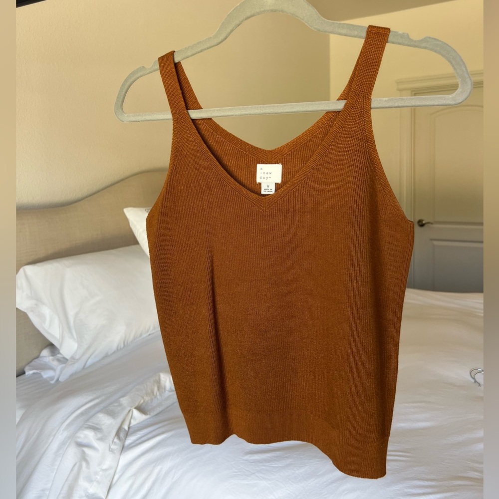 A New Day Rust Ribbed Knit Sweater Tank Top Small NWOT Sleeveless
